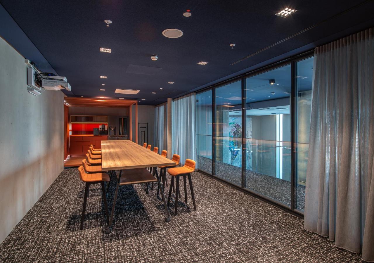 B'Mine Hotel Frankfurt Airport 프랑크푸르트 외부 사진