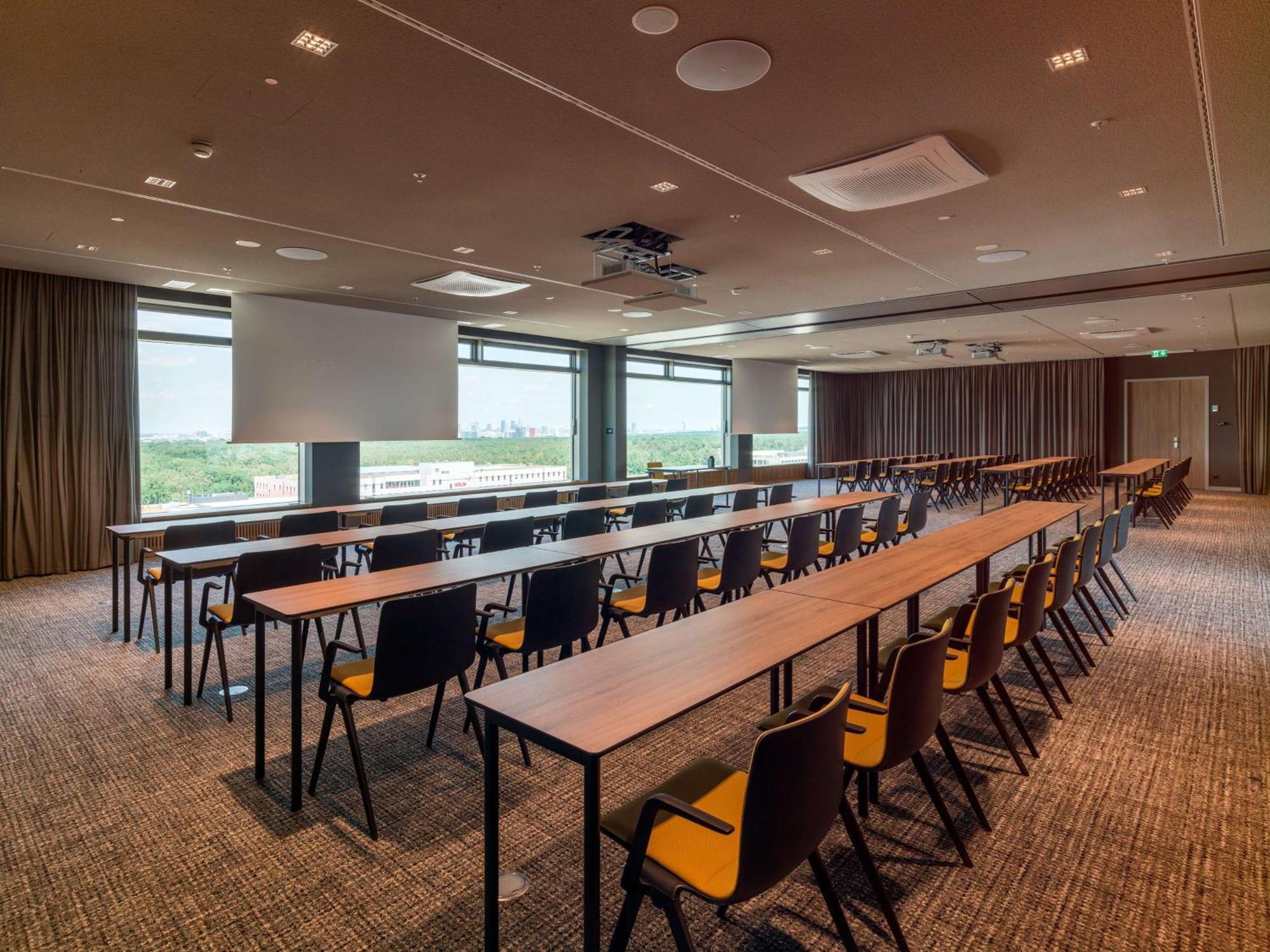 B'Mine Hotel Frankfurt Airport 프랑크푸르트 외부 사진
